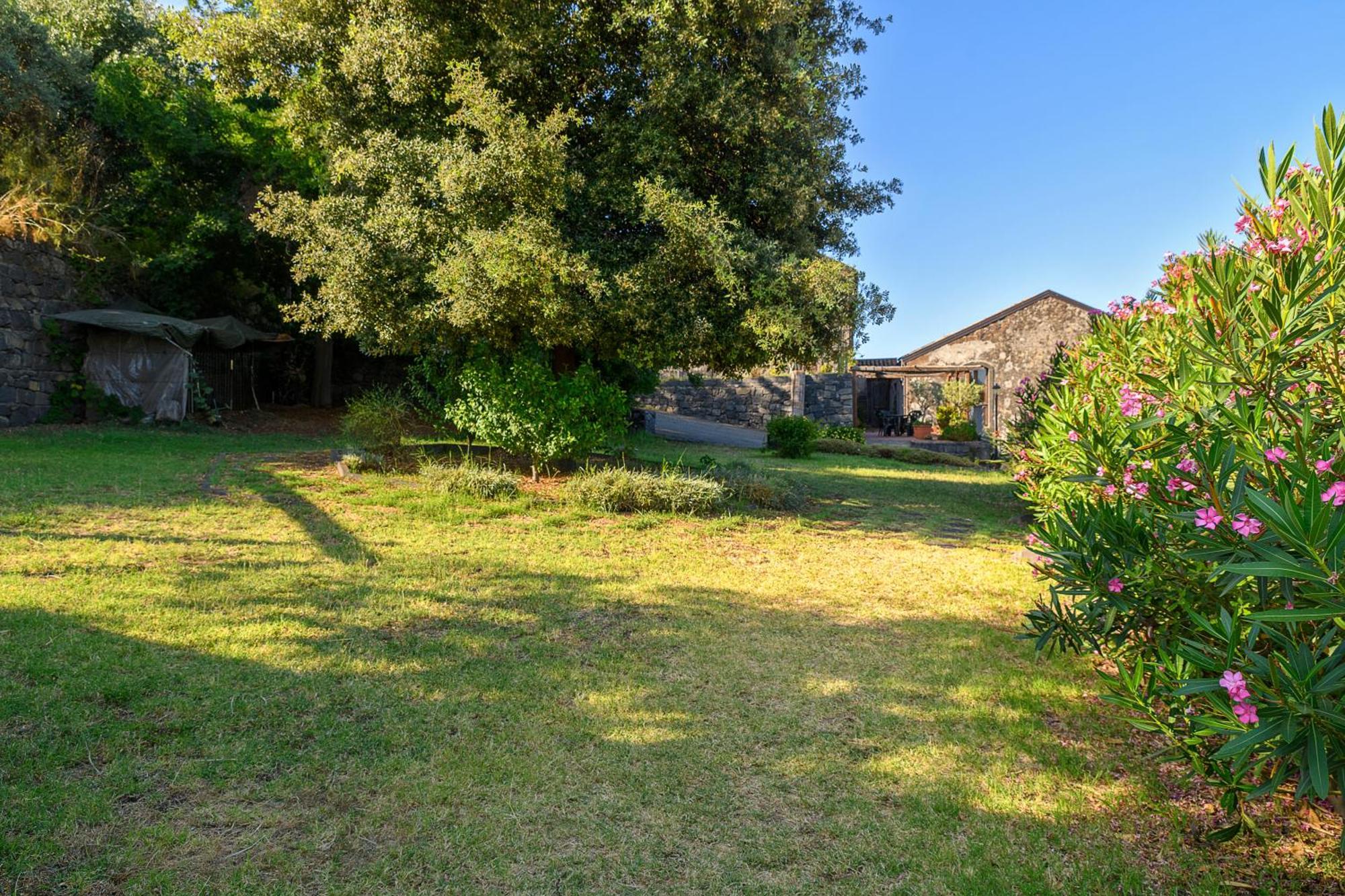 La Pietra Antica O' Munti Villa Mascali Exteriör bild