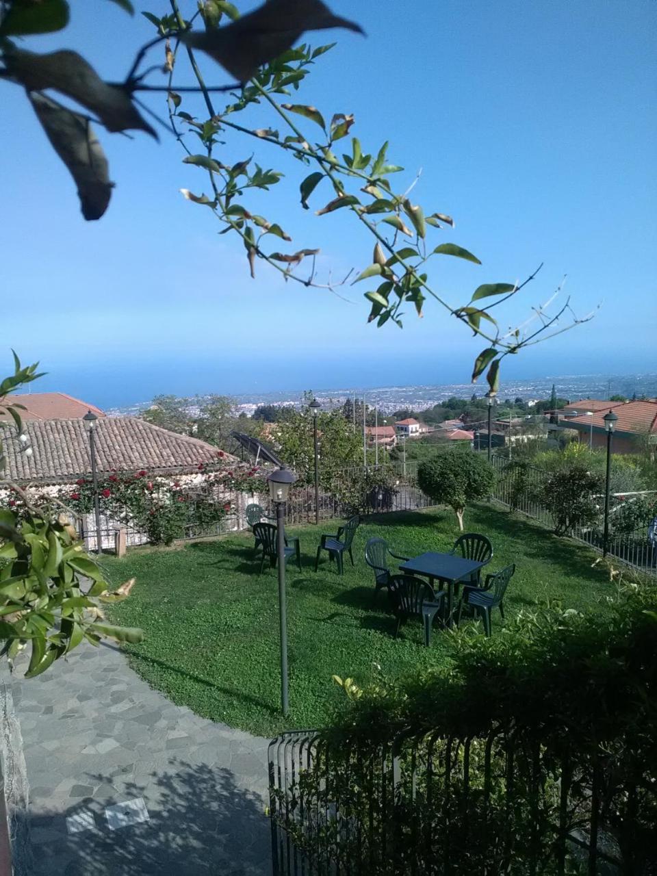 La Pietra Antica O' Munti Villa Mascali Exteriör bild